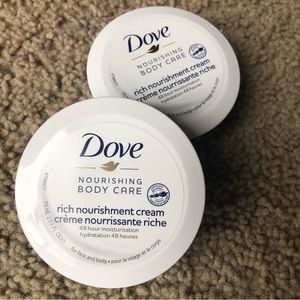 Dove Nourishing Body Care Face, Hand and Body Rich Nourishment Cream for Extra D